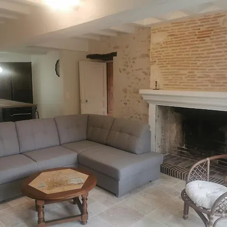 Fleurs Du Deffand Holiday home Le Deffand