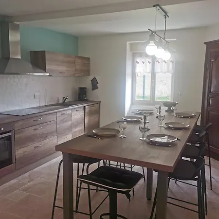 Fleurs Du Deffand Holiday home Le Deffand